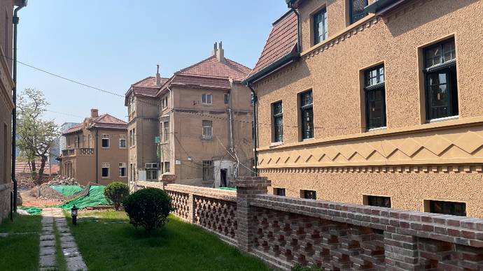 刘子山别墅群档次之高,保护之完好,在青岛极其罕见,具有独一无二的