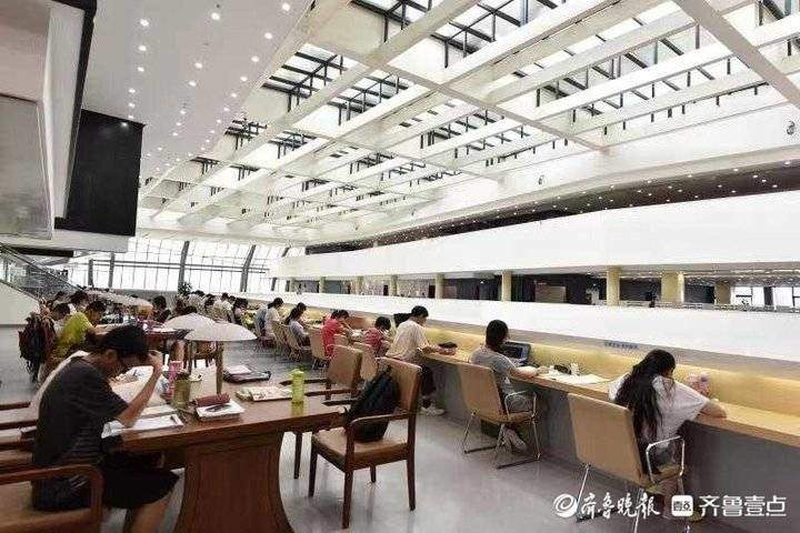 济南市图书馆国庆假期七天正常开放，自习需提前预约