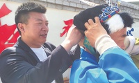 加载中...