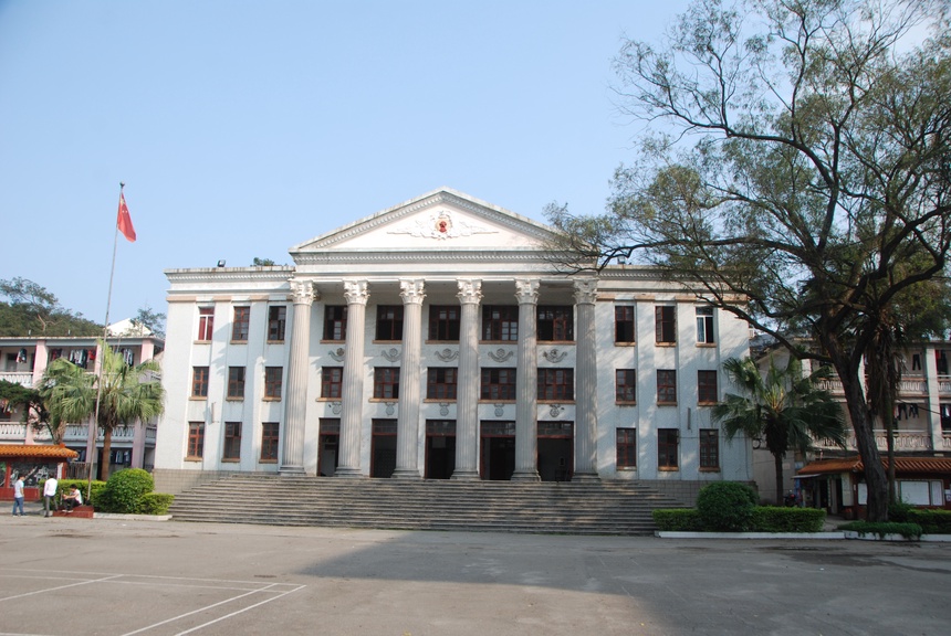 原柳州城市职业学院鹧鸪江校区礼堂如何确保这些资金得到有效的利用