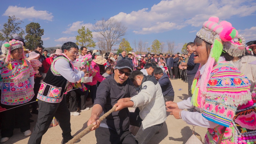 云南武定:2025年“正月十五赶猫街”民俗文化艺术节精彩不断-文旅中国