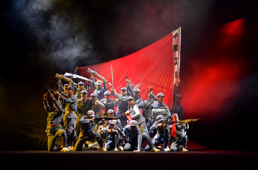 让红色之光既亮丽又动人-文旅中国